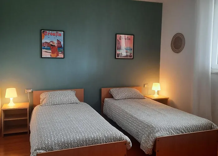 Sanja Novigrad Apartment *