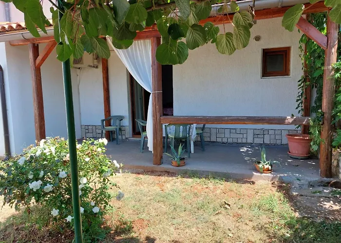 Sanja Novigrad Apartman